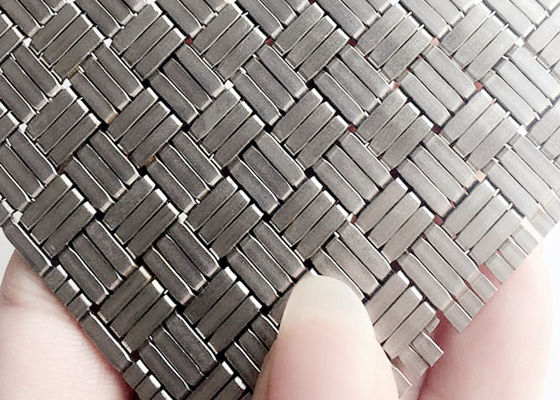 304SS 1.8mm Mesh Panels For Elevator Cab de aço tecido decorativo