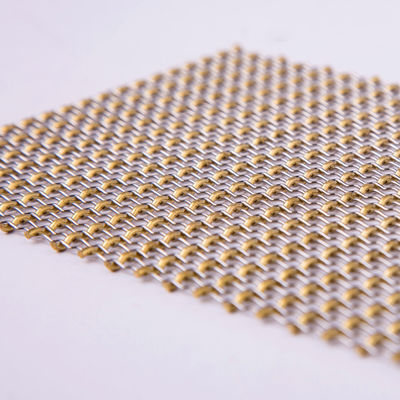 Metal decorativo Mesh Anodizing Surface Treatment da resistência de corrosão da cor do ouro