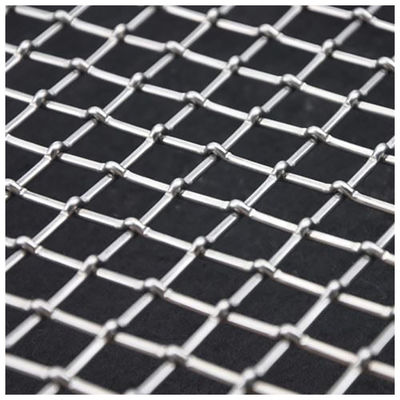 O comprimento frisado de aço da largura 30m da rede de arame 0.5m-2.5m do fechamento galvanizou