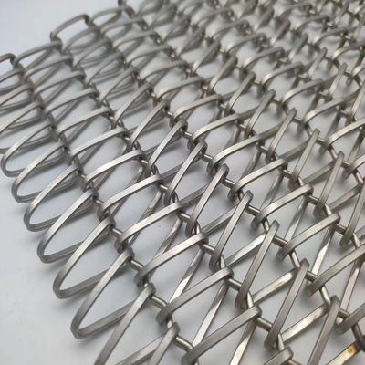 Rede de arame espiral versátil Resistência à corrosão 0,5 m-2,0 m Largura