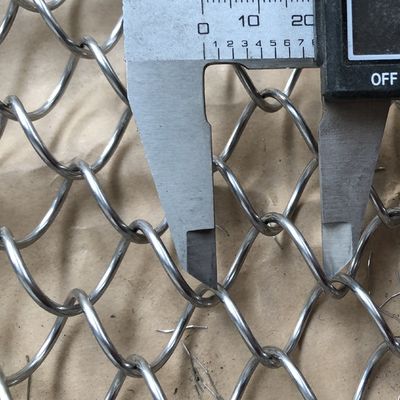 Decoração de interiores de rolos metálicos cortinas de fio de madeira personalizado 9mm 80% Área aberta