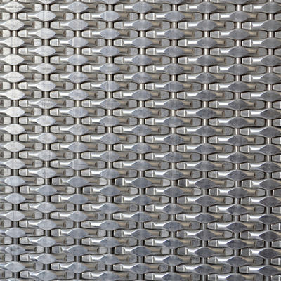 Grades de malha decorativa de aço inoxidável metálico de prata de 2-6 mm para portas de armários modernos