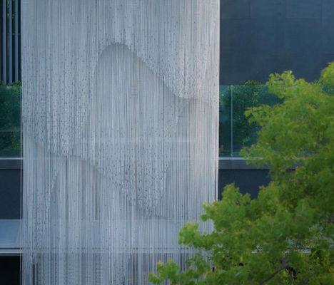 Ecrã de mosca de cadeia de alumínio flexível adequado para armazéns, fábricas e edifícios comerciais que fornecem controle de insetos