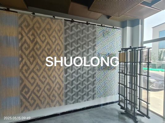 Ecrã de mosca de cadeia de alumínio personalizado com trilhos e outros acessórios