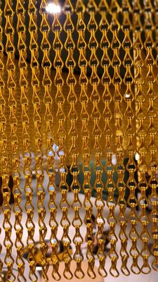 Tela mosquiteira de corrente de alumínio com tamanho de corrente 12x24mm, área aberta de 60% e diâmetro do fio de 1,2mm para controle eficaz de moscas