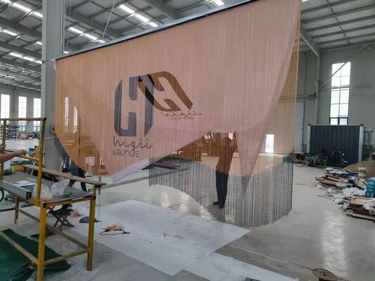 Tela mosquiteira de corrente de alumínio durável, ideal para uso industrial, proporcionando proteção eficaz contra insetos e desempenho duradouro