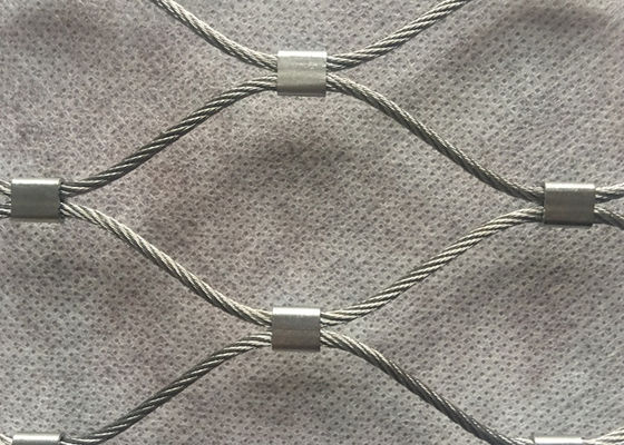 OEM antiusura de 8m Diamond Woven Wire Mesh com curvatura da fita