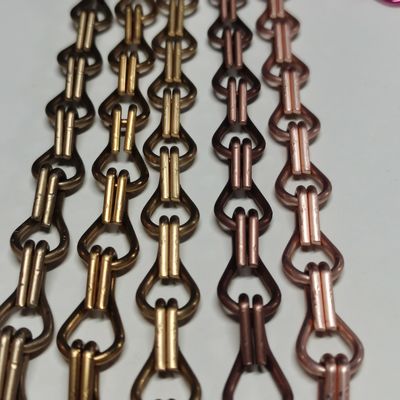 15.7 mm x 8.85 mm Tamanho Cortinas de metal com padrão personalizado de alumínio